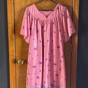 Women’s One Piece Slip On Robe / Gown